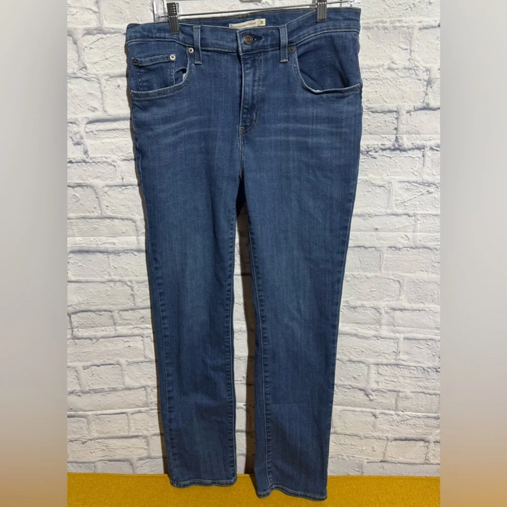 Women’s Levi’s 724 High Rise Straight Blue Jeans, Size 31 - Picture 1 of 7